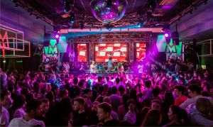 Nightclubs reinvent themselves to survive: alcohol is no longer in fashion